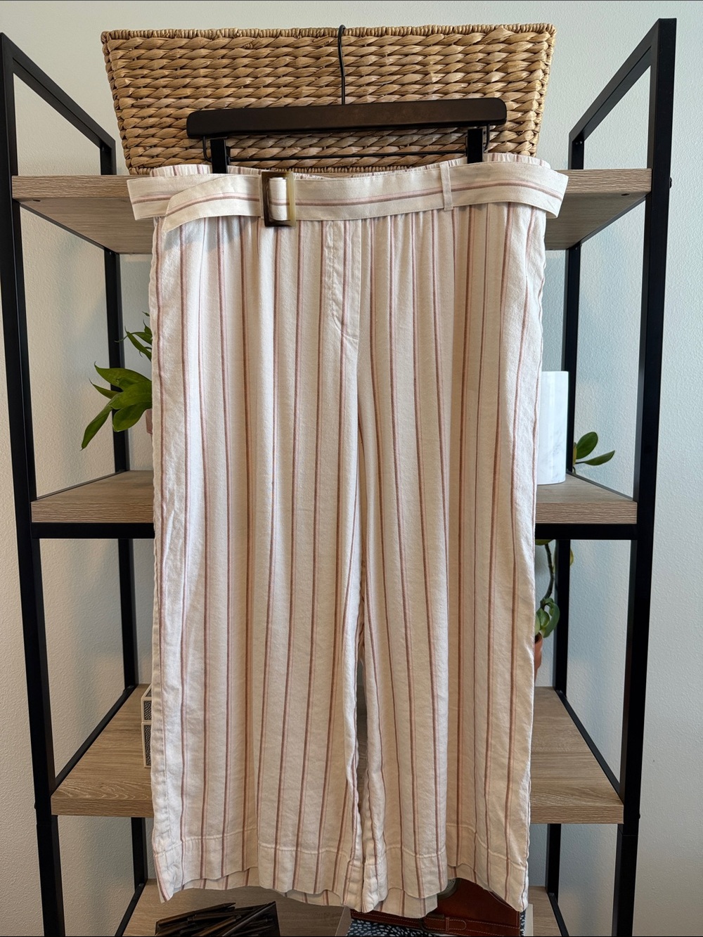 J. Jill Pull On High-Rise Linen Blend Belted Wide Leg Cropped Pant w/Pockets, L